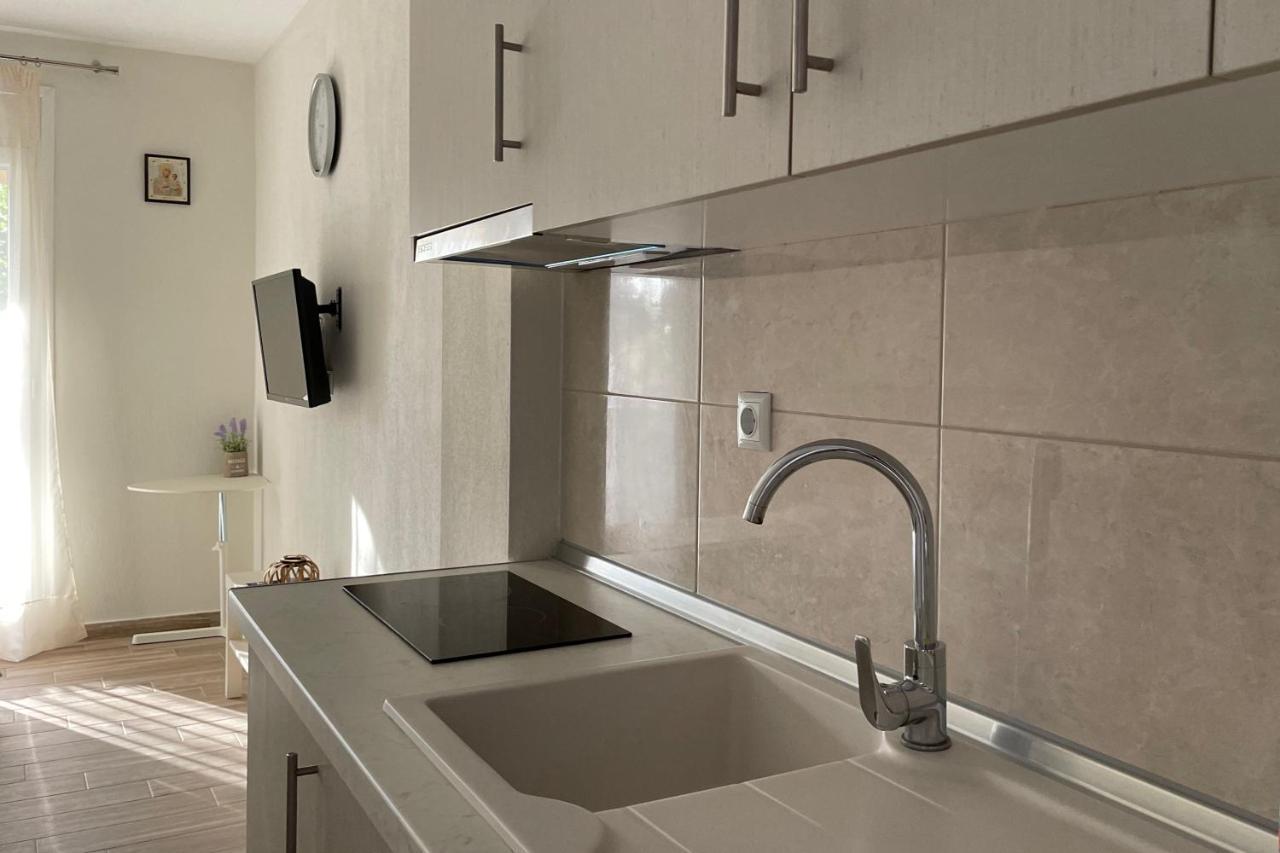 Royals Apartments Nikiti  Ngoại thất bức ảnh