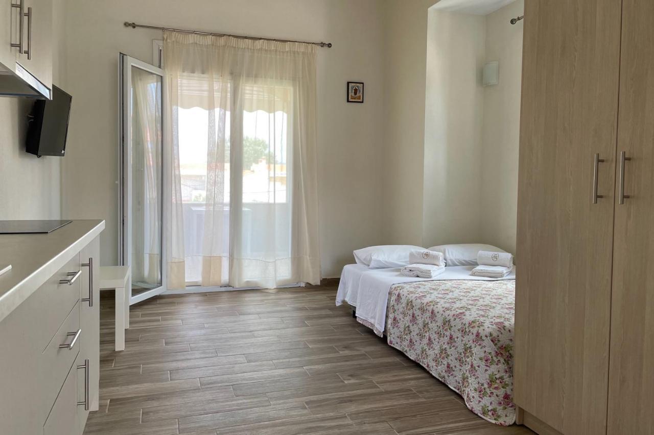 Royals Apartments Nikiti  Ngoại thất bức ảnh