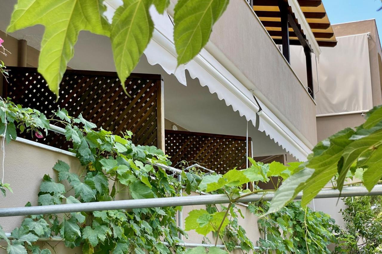 Royals Apartments Nikiti  Ngoại thất bức ảnh