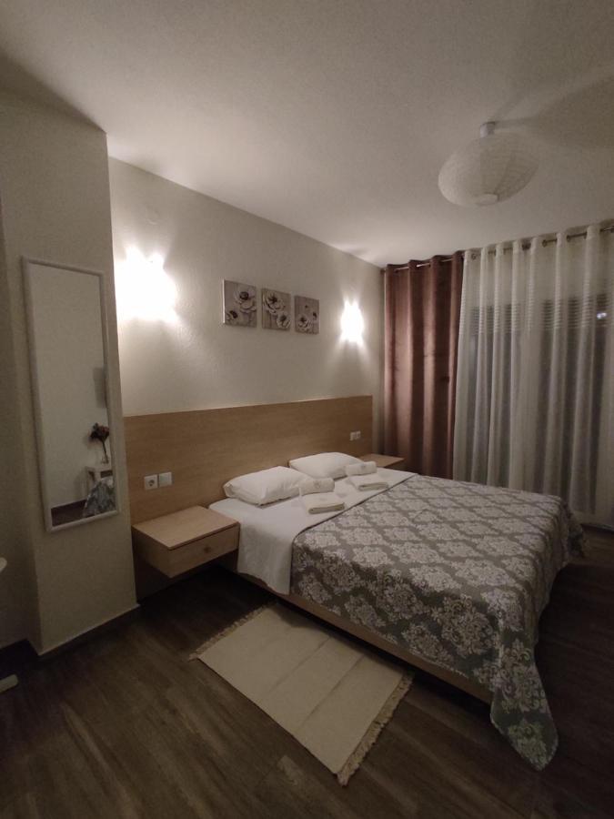 Royals Apartments Nikiti  Ngoại thất bức ảnh