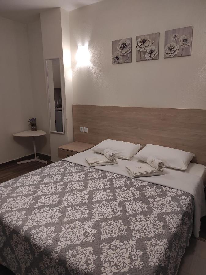 Royals Apartments Nikiti  Ngoại thất bức ảnh