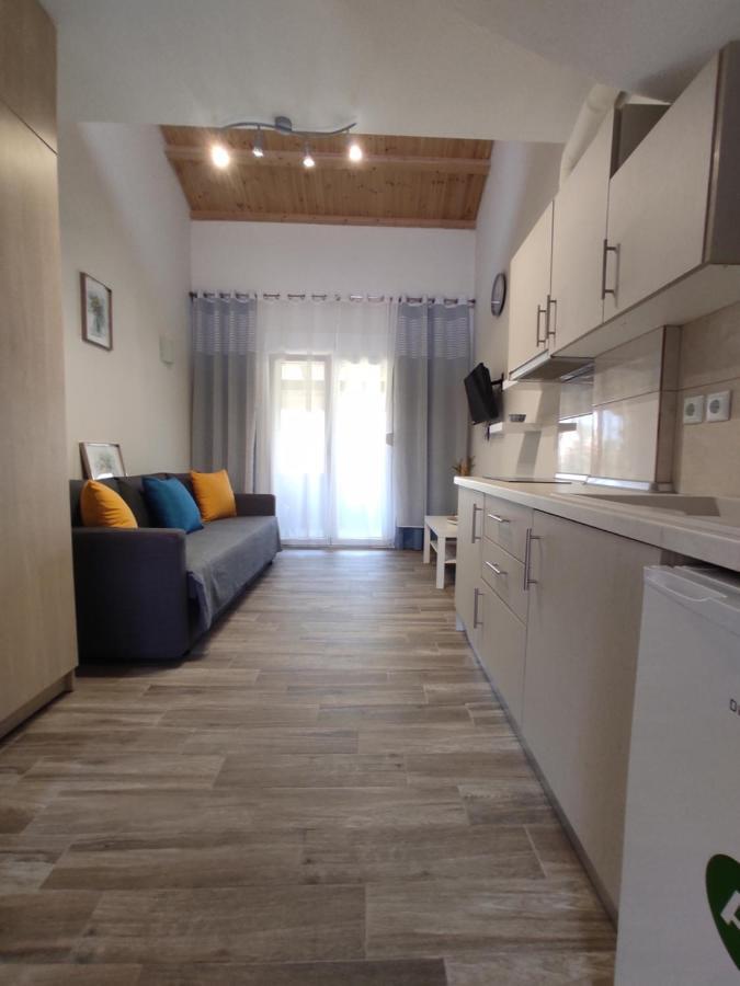 Royals Apartments Nikiti  Ngoại thất bức ảnh