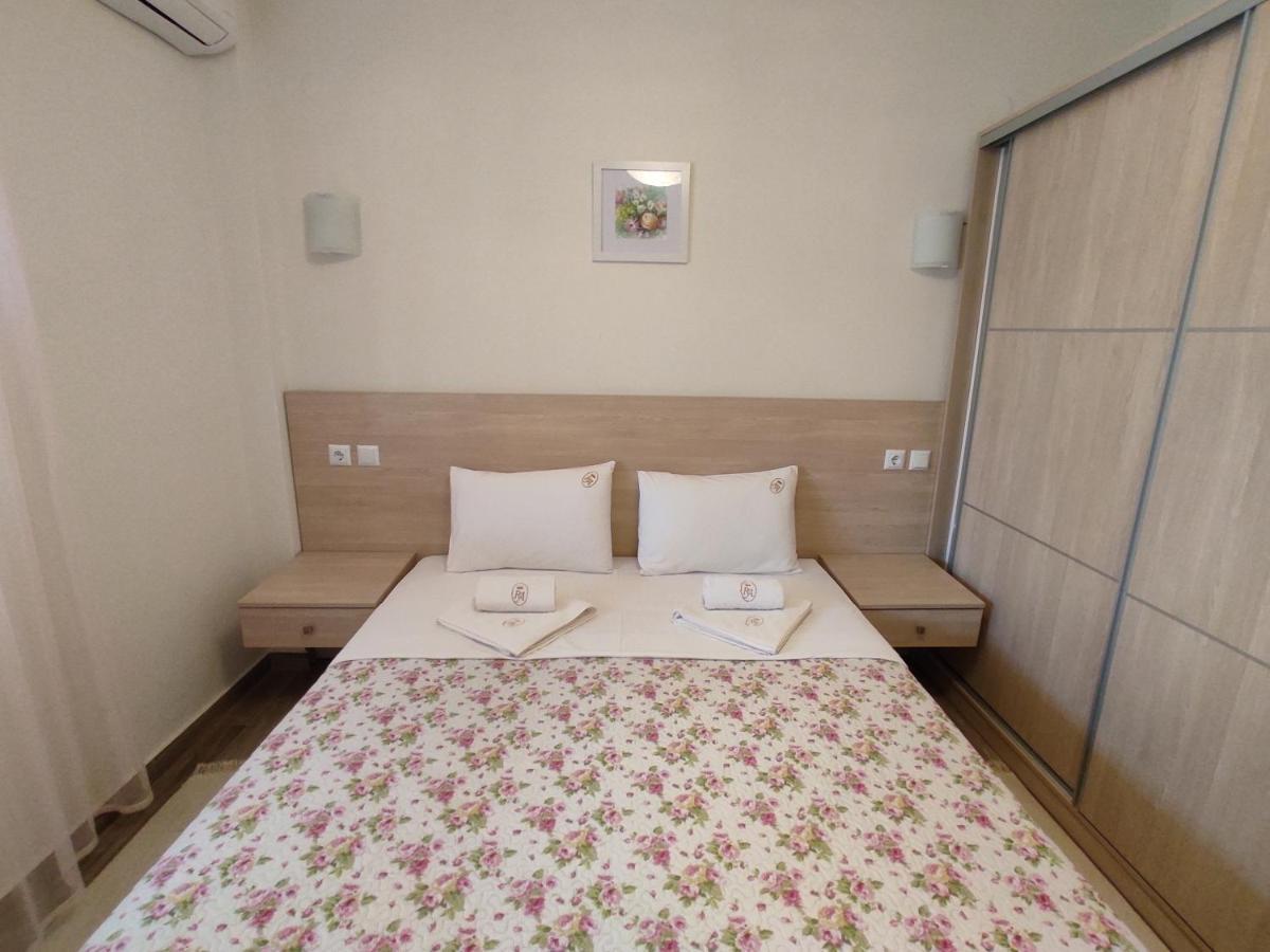 Royals Apartments Nikiti  Ngoại thất bức ảnh